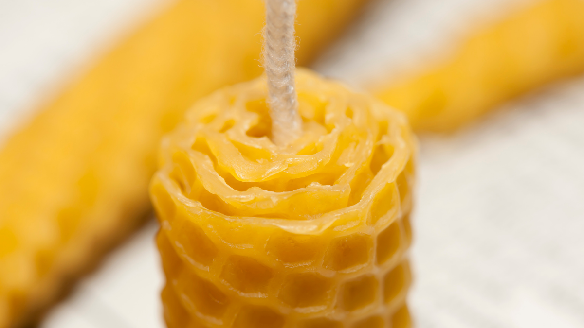 beeswax candle